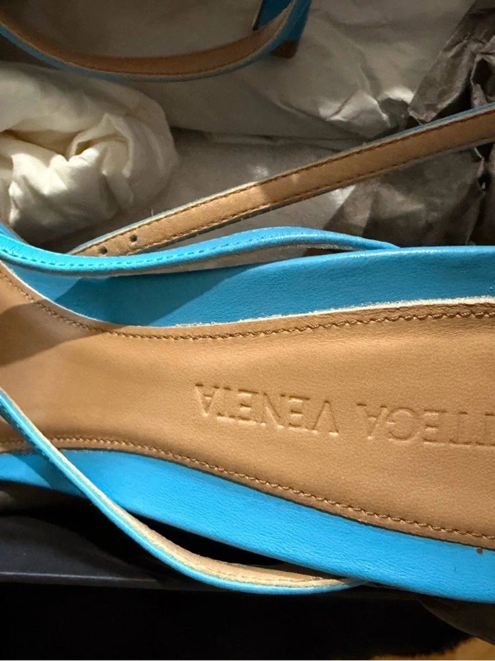 Bottega Veneta Turquoise and Tan Leather Sling - Picture 4 of 4
